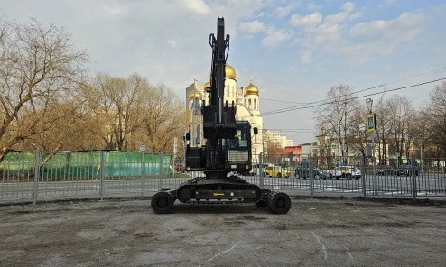 Экскаватор колесно-гусеничный HZM X120